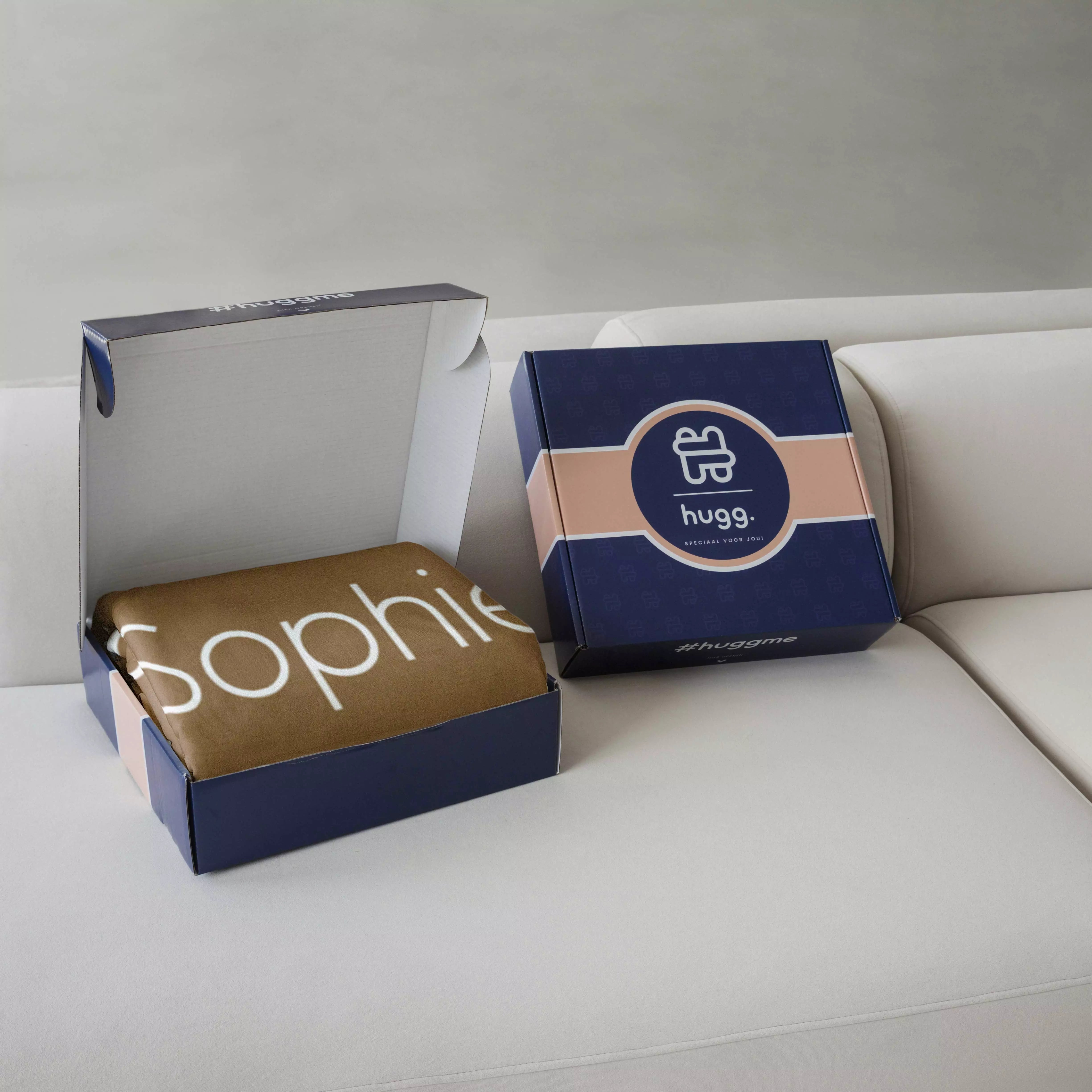 Fleece deken ‘Caramel Glow’ – Stijlvol met eigen naam en titel